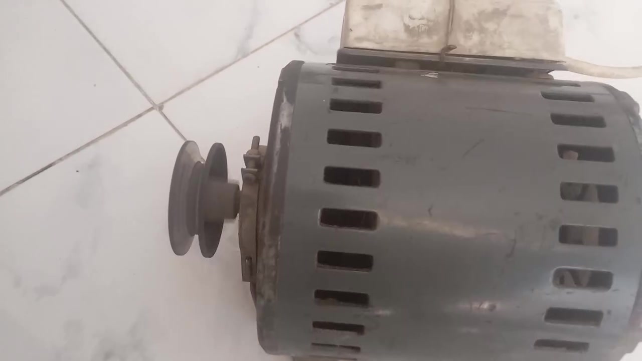 ماطور سرعتين ب25  
.
***********
