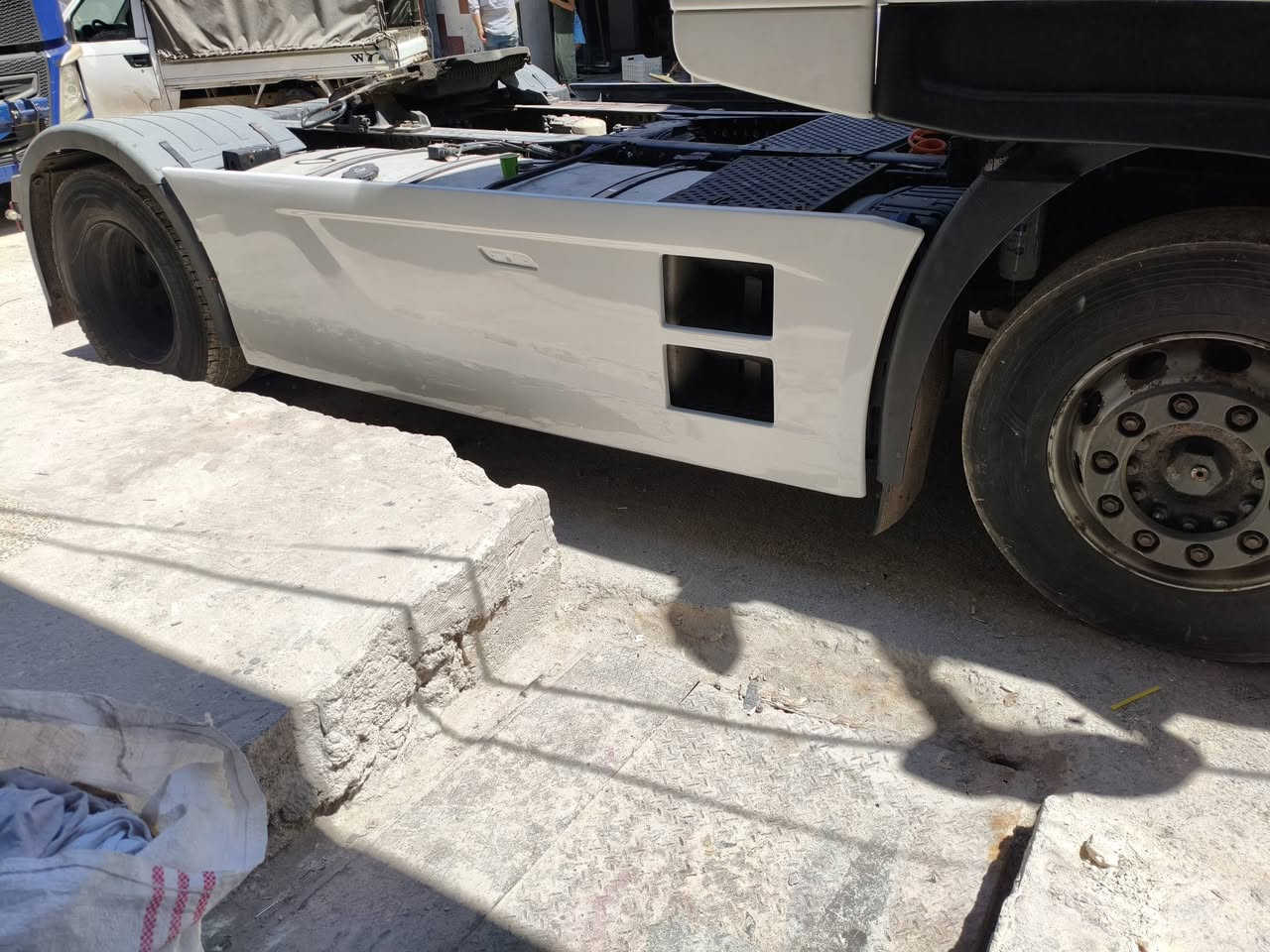 الشهباء لمنتجات الفيبر جلاس 
سبلرات iveco ستارلس 2017
تواجد حلب الراموسه 
للتواصل 
‏‪0994 007 822‬‏


**إذا كنت صاحب هذا الإعلان وتريد حذفه لأي سبب، رجاءا أرسل رسالة إلى الدعم الفني**
