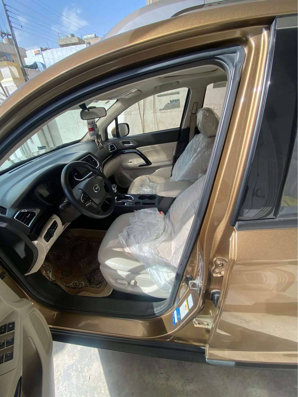 ٨٦ هەزار رۆشتووە لۆکە سەیارەکە 
بۆیاخی نیە و ساردی نیە لۆکە 
مەکینە ی ١٥ تۆربۆ 
موکینەی کراوەتەوە 
سەنەویتا ٢٠٣٠ تازەیە 
رەقەم سلێمانی بەناوی خۆمەوەوە تەحویل بەشەرت و شوێنم سلێمانیە 
٩٨$ مەجال کەم 
*********** السليمانية, العراق
