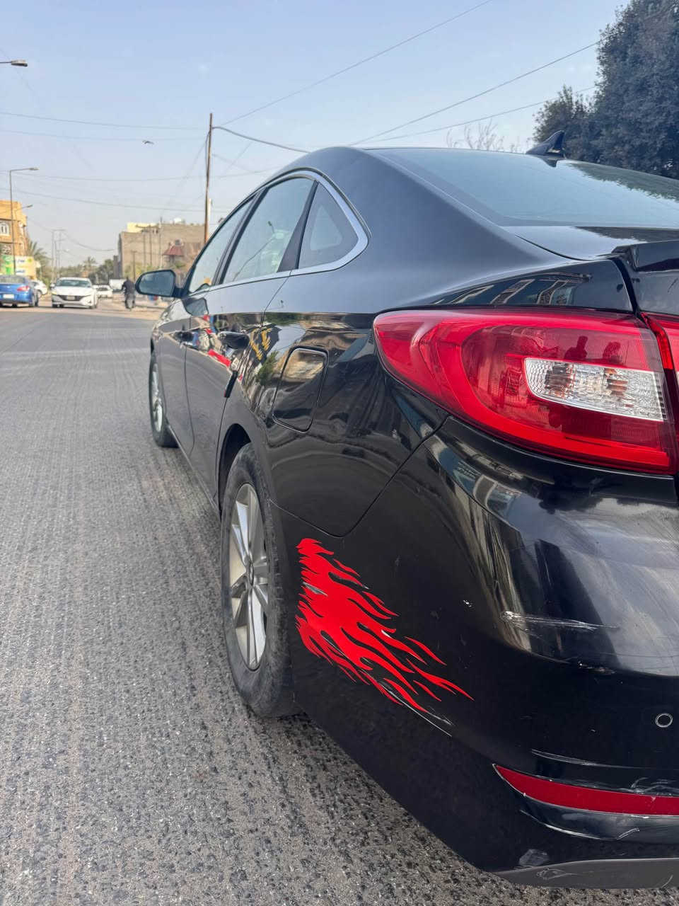 سوناتا 2016 للبيع 
رقم اربيل الجديد تحويل او وكالة
امانة الله السيارة مداريهة مي و دهن كلة اصلي
عليهة ادامة كاملة على المحرك بدون قطرة دوانز
المواصفات
شاشة بلادية و كامرة دوارة
حساسات خلفية
تحكم مري
كروز سرعة و تحكمات ستيرن
عليهة زنون اصلي انارة نهار
  حادث السيارة طخة بالدعامية الخلفية
و بالعراق انصبغ الجاملغ الامامي و الخلفي جمالية اثر شخوط 
صور الحادث بالمنشور
السعر 123 و بيهة مجال بسيط
مكان السيارة بغداد *********** بغداد, العراق
