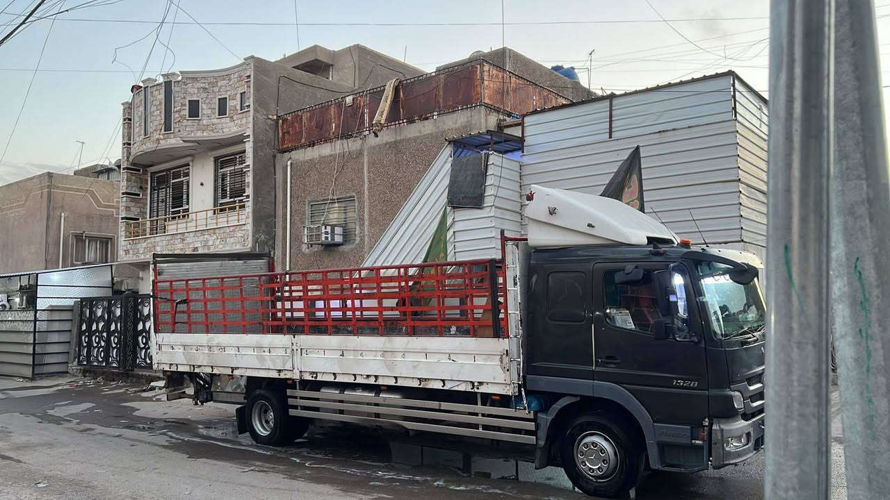 اللهم صل وسلم على نبينا محمد وعلى آله وصحبه أجمعين ٠٠للبيع اتيكو موديل ٢٠٠٥ دمعه رقم اربيل بأسمي شرط التحويل فقط وكاله ماأسوي محرك ٦ بستم ٨ برغي كير عادي ٦ نمر حجم ٨٥ الكير طول ٧ وربع بدي حديد من داخله جنلات اني مشتغله دبل شاصي درجه اولا باب هايروليك مال وحش جديد سنويه لل ٣٠ سياره جاهزه من تاير محرك كير اكسل شاصي مكفوله سياره قماره بدون صبغ مكفوله من ظربه تجي تفحص وتقتنع جاهزه للعمل حداديه جديده للاستفسار اكثر اتصل عل الأرقام ***********و*********** مكاني بغداد بسمايه السعر اخوان ب ٢٣٠ ورقه وبيه مجال لشراي
