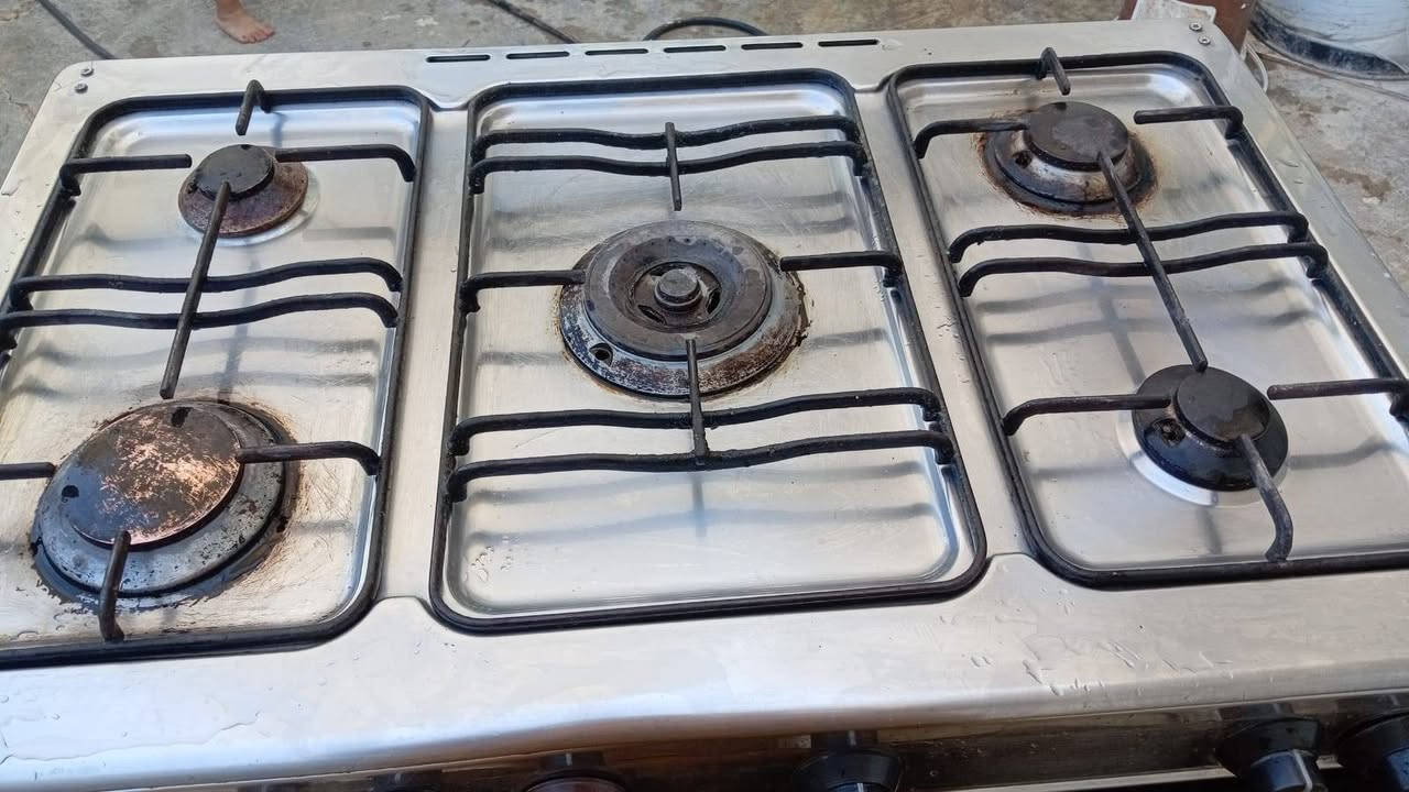 طباخ فريش مصري كريازي سعر 125الف وبيه مجال شغال فرن وطباخ


**إذا كنت صاحب هذا الإعلان وتريد حذفه لأي سبب، رجاءا أرسل رسالة إلى الدعم الفني**