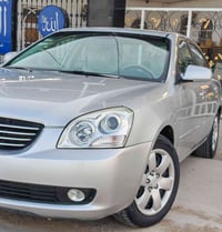 اوبتما وارد امريكي 2008 رقم بغداد  محرك 2400 دوش  سيارة ماشية 200 حداد...