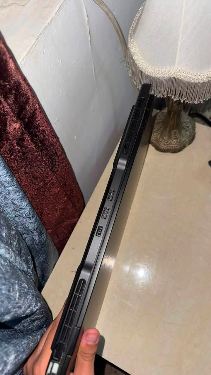 Lenovo Legion 7 slim
* المعالج: AMD Ryzen 7 5800H
* الرام: 16GB
* التخزين: 2TB SSD NVMe
* كرت الشاشة: NVIDIA GeForce RTX 3060 6GB
* الشاشة: 15.6 إنج
* معدل التحديث: 165Hz
 
السعر مليون وبيها مجال 
وشباب اي واحد يخسف بسعرها ليراسلني
مكاني بغداد رصافة ماعندي توصيل محافظات
رقمي للتواصل ***********

