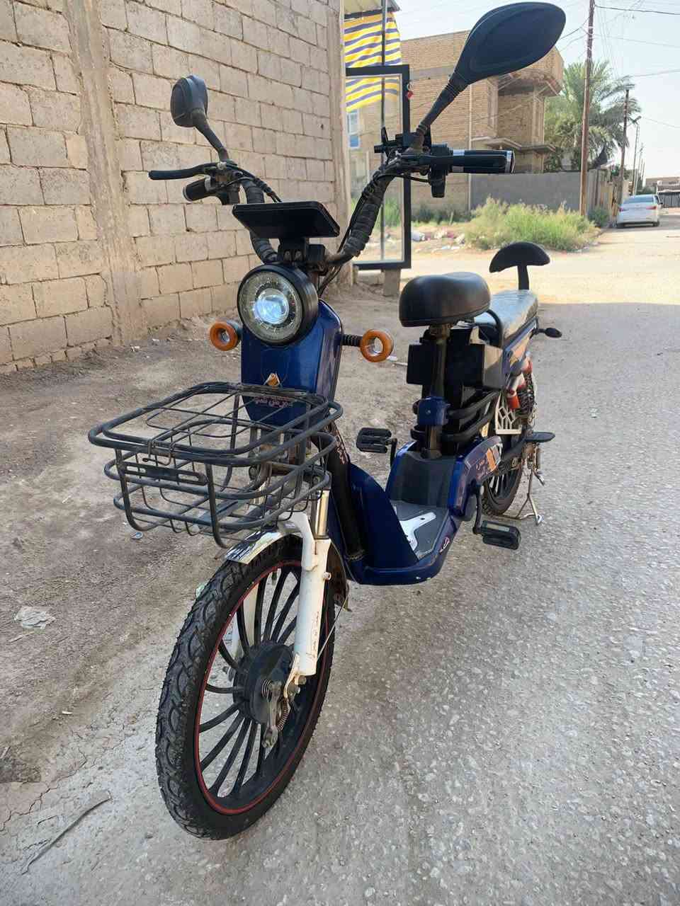 سلام عليكم بايسكل شحن للبيع حجم 20
بايسكل بطاريات 18 امبير نسختين سويج وتشغيل بل ريمون بايسكل كلة شغال من اشاير تايرات جدد بايسكل بريكات امامي خلفي بايسكل كلة جديد مابي اي نقص سعر البايسكل 300 وبي مجال المكان بابل محاويل الاستفسار على الرقم *********** الرقم بي واتساب
