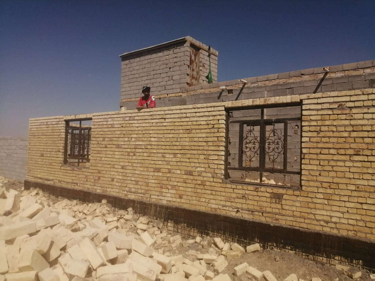 سلام عليكم
عندي كادر خلفات بناء شغل هندسي ونشتغل عكاده
و ترميم وتنضيف وعمال تفليش
وتطبيك شتايكر وتزفيت وماستك
شغل ع الشرط يرضي الله وعباده
***********
عملنا داخل السماوه
