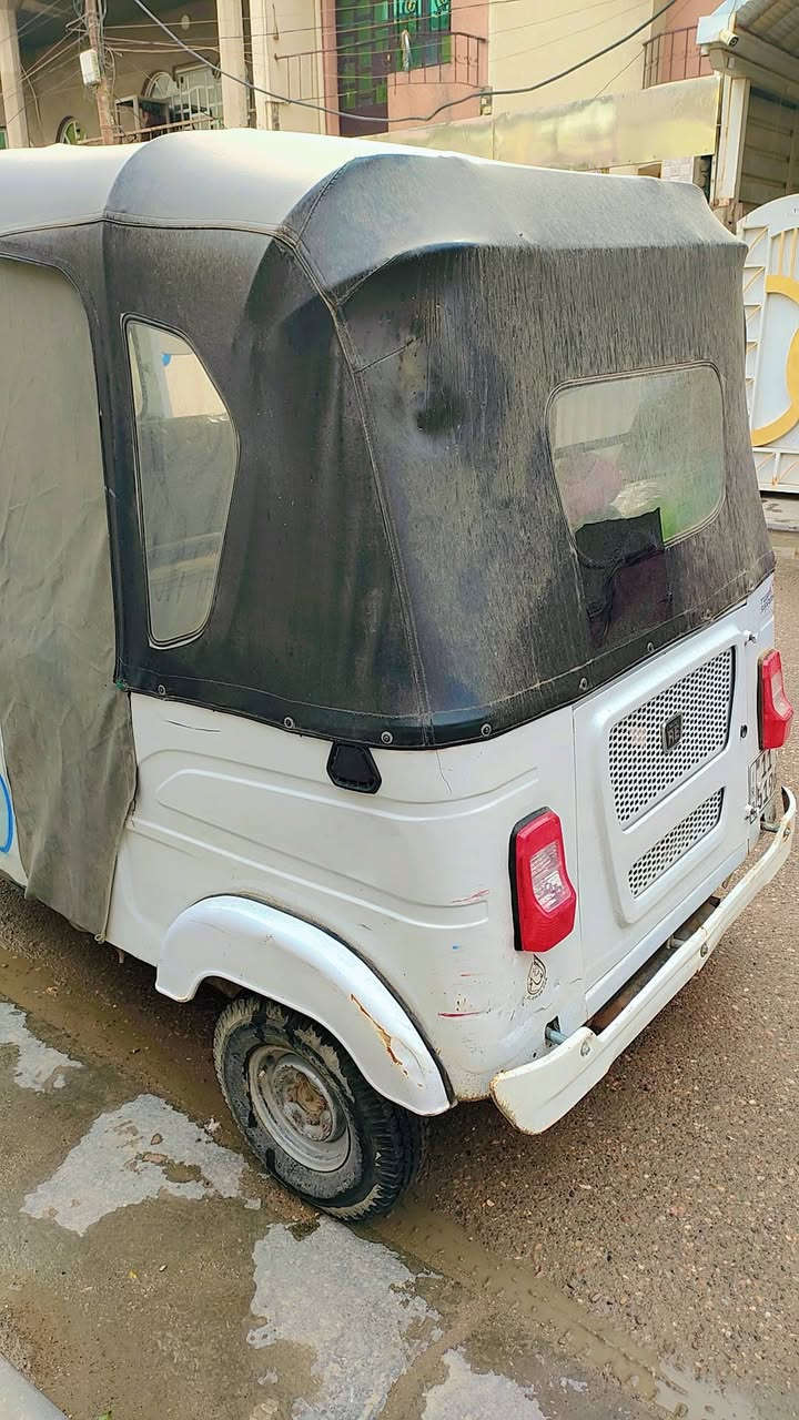 تكتك باجاج 2022 رقم بغداد بأسمي انكليزي تحويل مكاني جكوك قرب بوابة الكاظمية السعر 8500 اتصل ***********
