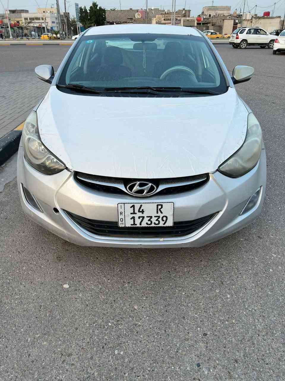 سلام عليكم النتر افانتي 2012وارد كوري ما مكفوله من صبغ مكفوله من ضربه وعيب شرعي سياره جاهزه من كلش مكينه 1600دوش رقم بصره سنويه 2030 مكان سياره بصره سعر 86 رقم الهاتف ***********
