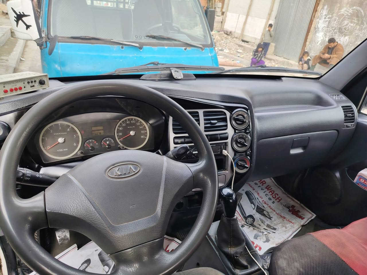 السلام عليكم كيا 2012 للبيع بدون محجر السعر 95 وبيها مجال ***********
