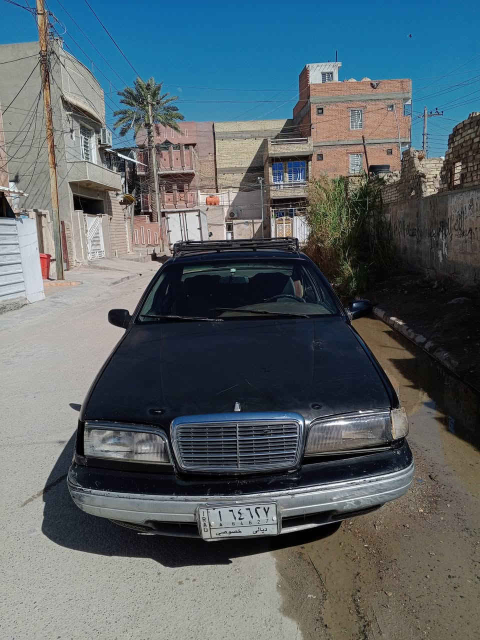 ((سيارة عله كد فلوسك))
السلام عليكم دايو بروكهام 
سيارة حلوة وكاعدة كهربائيات كلها تشتغل لايت بك لايت عالي ناصي هورن 
مسويلها إدامة عامة اليوم بلكات جدد نوزلات جدد فيت بم جواها تخم تاير جديد صدر دبلات جدد السيارة طستها ناعمة كلش جام كهرباء يصعد وينزل ماسحات كيجات كله يشتغل سنتر لوك سيارة كاملة مكملة رقم ديالى مصفرة غرامة 
سنويه عظم عاج
راعيها عندي رقمه بس مغلق مستمسكاته يمي بطاقة السكن وشهادة جنسية ابيع بدون راعي اسويلك مكاتبة واتكفل كلشي سرقة وعشائر وحلال وحرام وتاخذها من باب بيتي 
واذا تعبت نفسك وحصلت راعيها يحولك ربع ما يطلب عليها
السعر : 14 وبيها مجال 
العنوان: بغداد الشعب يم سوك شلال
الرقم : ***********
