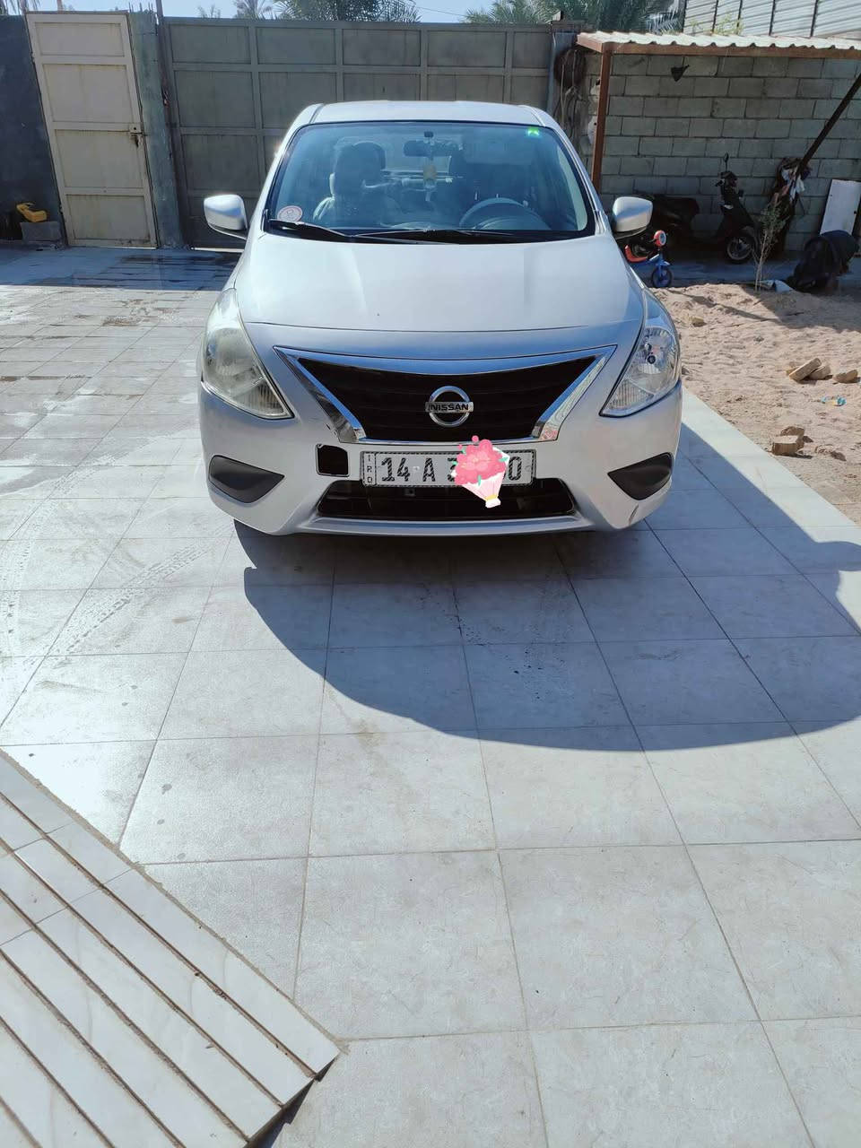 نيسان فيرسا 2019 رقم بصره بأسمي مكينه وكير وتبريد مكفولات ماشيه 70 الف ضربته بالجنطه قبق جنطه مبدل وبيه باب مبدل وبنيد مبدل ب 82 وبيه مجال للشراي *********** الشراي يتصل البصرة, العراق
