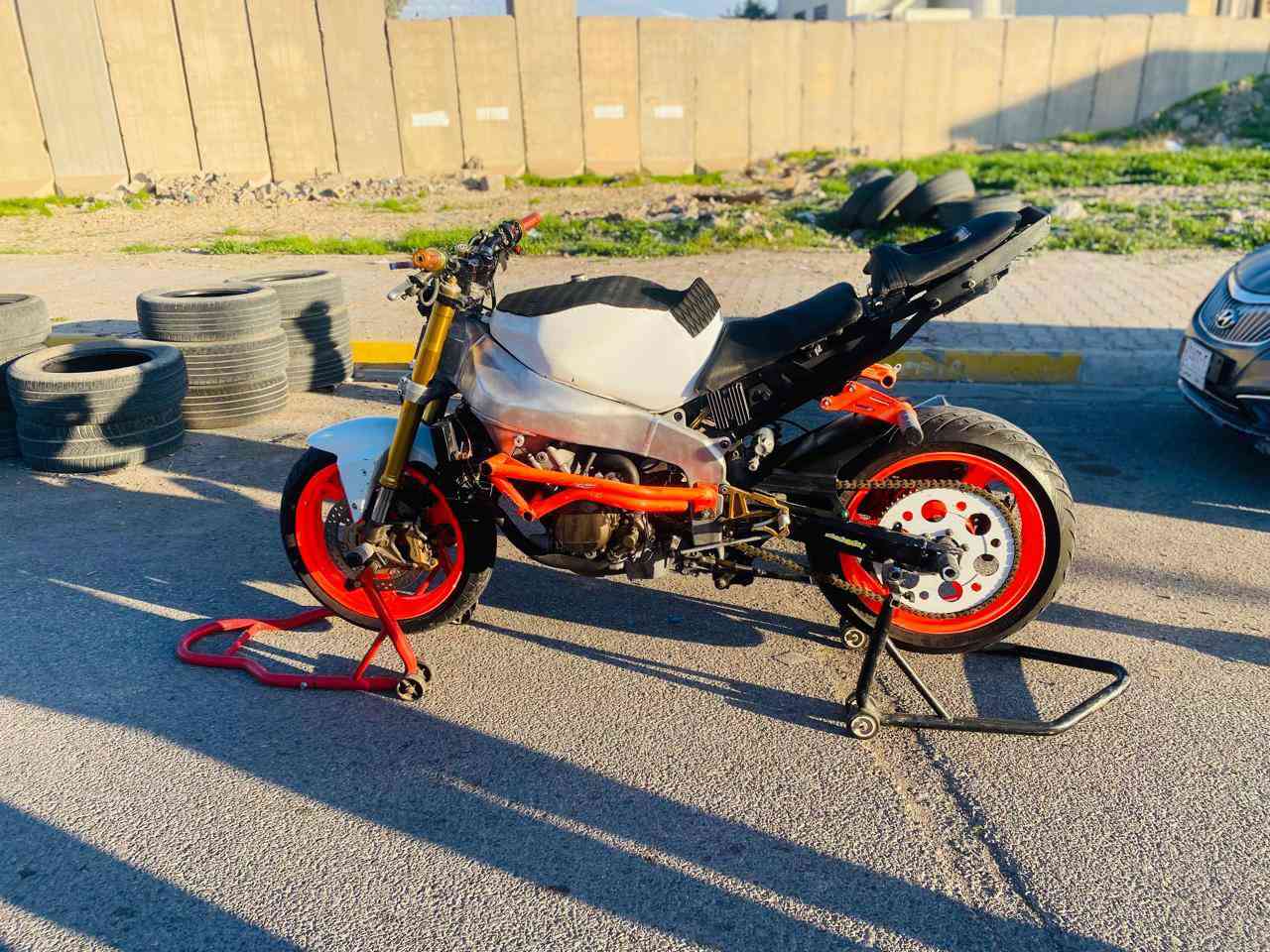 سلام عليكم
للبيع كاوسكي 636
 مزوده مال لعب 
2004
سعر 18بيها مجال قليل
مكان كركوك 
***********
