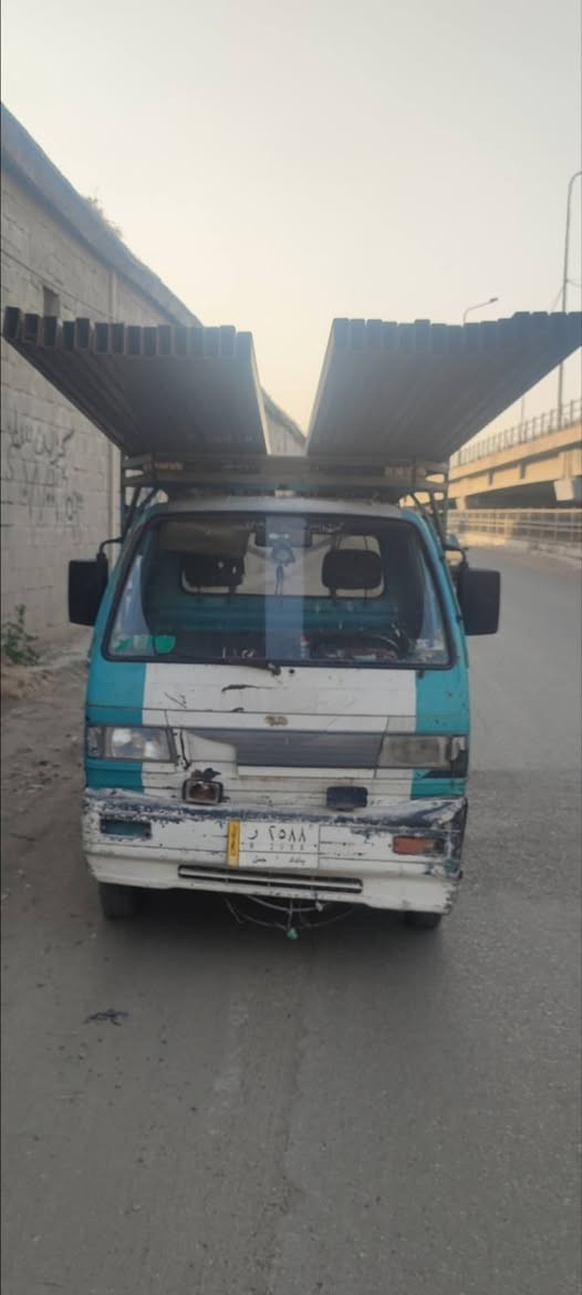 السلام عليكم دايو كوري مو صيني رقم بغداد تحويل مباشر. محرك بانزين ثلاثه سلندر  أقتصادي جدا ومجفت جديد گير خمس نمر  تخم تاير جديد وصدر جديد وباتري جديد وسعر مناسب 27 ورقه وبيه مجال بسيط للاستفسار *********** عنوان بغداد
