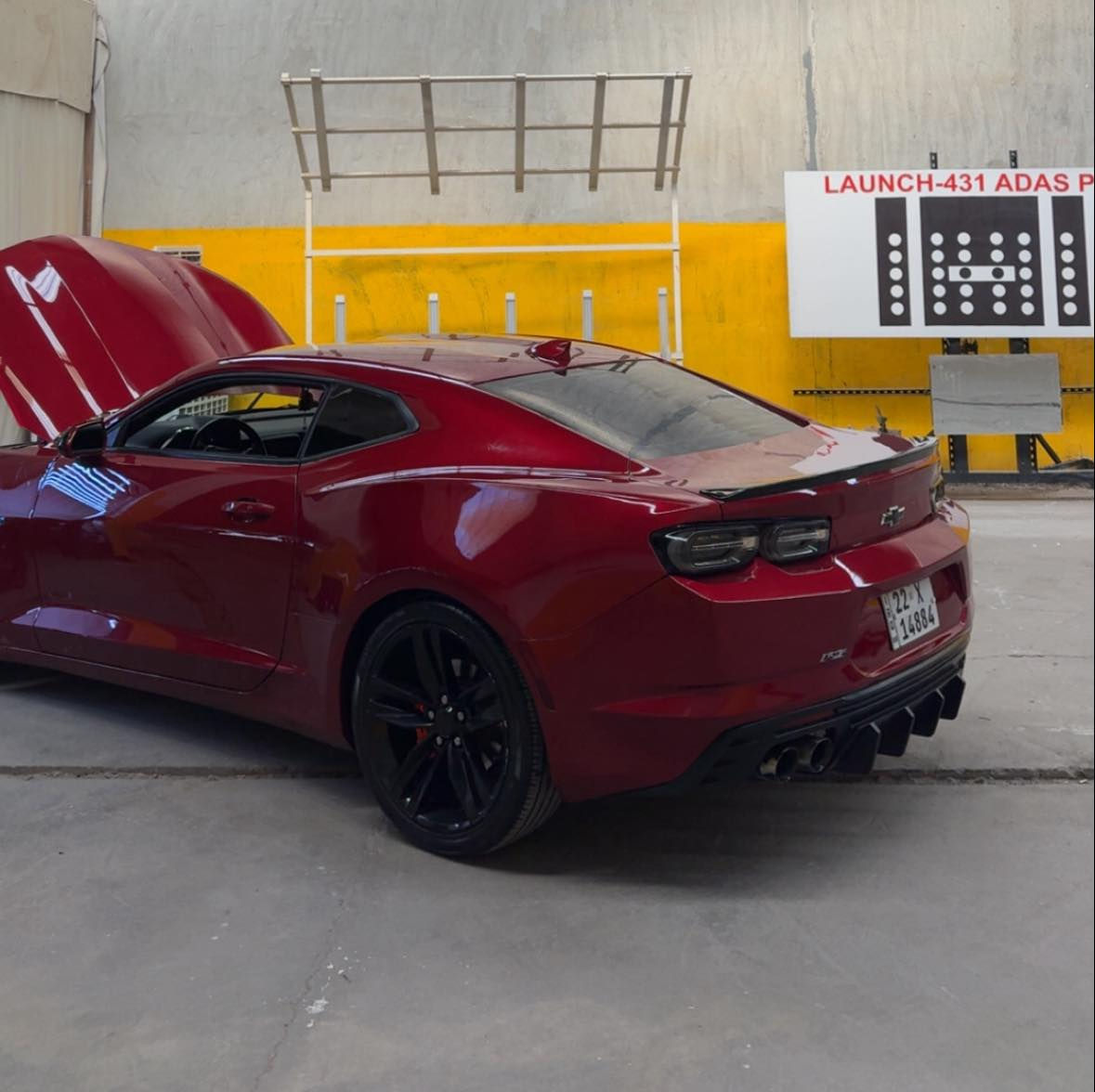 کمارو ٢٠٢٤ v6 للبيع
مواصفات rs 
٦ سلندر 
كشنات كهربائي 
بصمة 
شغال 
بك لايت سموك 
ويالة ٢٠ 
شاشة كبير 
سماعات bose
بدون نواقص 
حادثه سرقة فمخلين كلشي علي بيها صبغ تقريباً ٥ قطع و سقف بيهة مكانين pdr احسبه عام بس بدون حادث بدون دواخل بدون تكم 
كير و محرك و كلشي بشرط 
سعر : ١٤٠ و مجال شوي ماكو ٢٠٢٤ بهيج سعر 
مكاني اربيل 
***********
