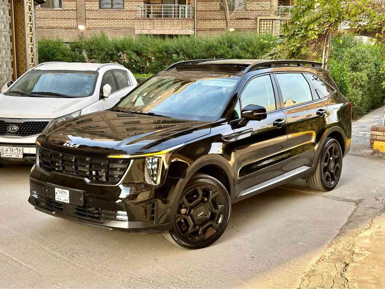 نبدأ بالصلاة على رسول الله محمد وآل محمد

سورنتو 2024 Sx Xline فول الفول سياحيvip 

السيارة اني مستوردها الي استيراد شخصي ومدخلها ع الكمرك الجديد (حرة) بدون رقم

(مــواصـفـات السـيـارة)

4 كامرات امامي وخلفي وجوانب

بانوراما

بصمة تشغيل + بيبان + صندوق 

ترحيب عند الاقتراب

مري شفط + كهرباء + رادار + ترحيب

كشنات جلد + تدفئة + تبريد + كهرباء + منفصل vip

سياقة ذاتية + تحديد مسار + تحكم بالريمونت تتقدم وتترجع

رادارات امامي ٣ + ٢ مستشعرات +رادارات خلفي ٣ + جانبي٢ 

التوقف الذاتي عند الرجوع + التوقف الذاتي عند التحسس بالاقتراب

٦ حساسات امامي + ٦ حساسات خلفي

هند بريك بصمة

4x4 فور ويل درايف

وضعيات السبورت والنورمل والايكو والسون والسمارت

تبريد منفصل + امامي خلفي

بجم زينون + بك لايت ليد هيلوجين بلادي

ويل كب بلادي بلاك 

طبعاً الكار بلي فعال فقط ع البلوتوث بدون واير usb 

محرك السيارة 2500 تيربو المرغوب بقوة 281 حصان

ماشية 10 الاف مايل فقط اخت الزيرو

صور الحادث راسلني واتساب يوصلنك حادثها جداً بسيط بيها قطعتين صبغ وقطعتين تبديل بلادي بدون دواخل 

الـسـعر 268 وبي مجال جداً بسيط 

مكان السيارة بغداد الكرخ 

للاستفسار 

*********** بغداد, العراق
