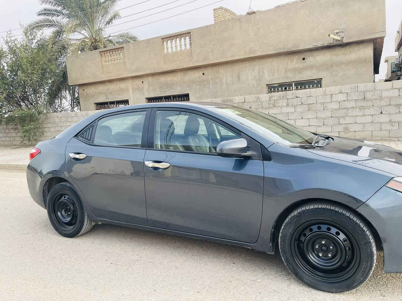 كورلا 2016 تحويل او وكاله هزه وسنويه جديد
حادث جامرلغ فقط 
بدون دواخل 
بدون ارباك
لغد شاصي مكفول 
جاهزه مابيهة اي نقص
جديده بمعى الكلمه
السعر 127 
العنوان ديالى المقداديه
***********
