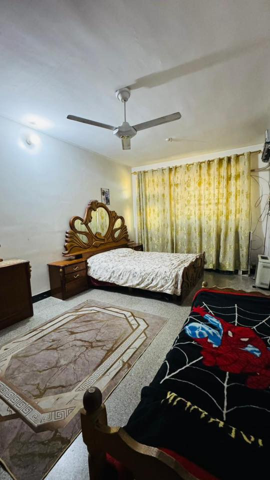 غراض مستعملة للبيع وبيه مجال للتواصل واتساب *********** المكان بغداد
