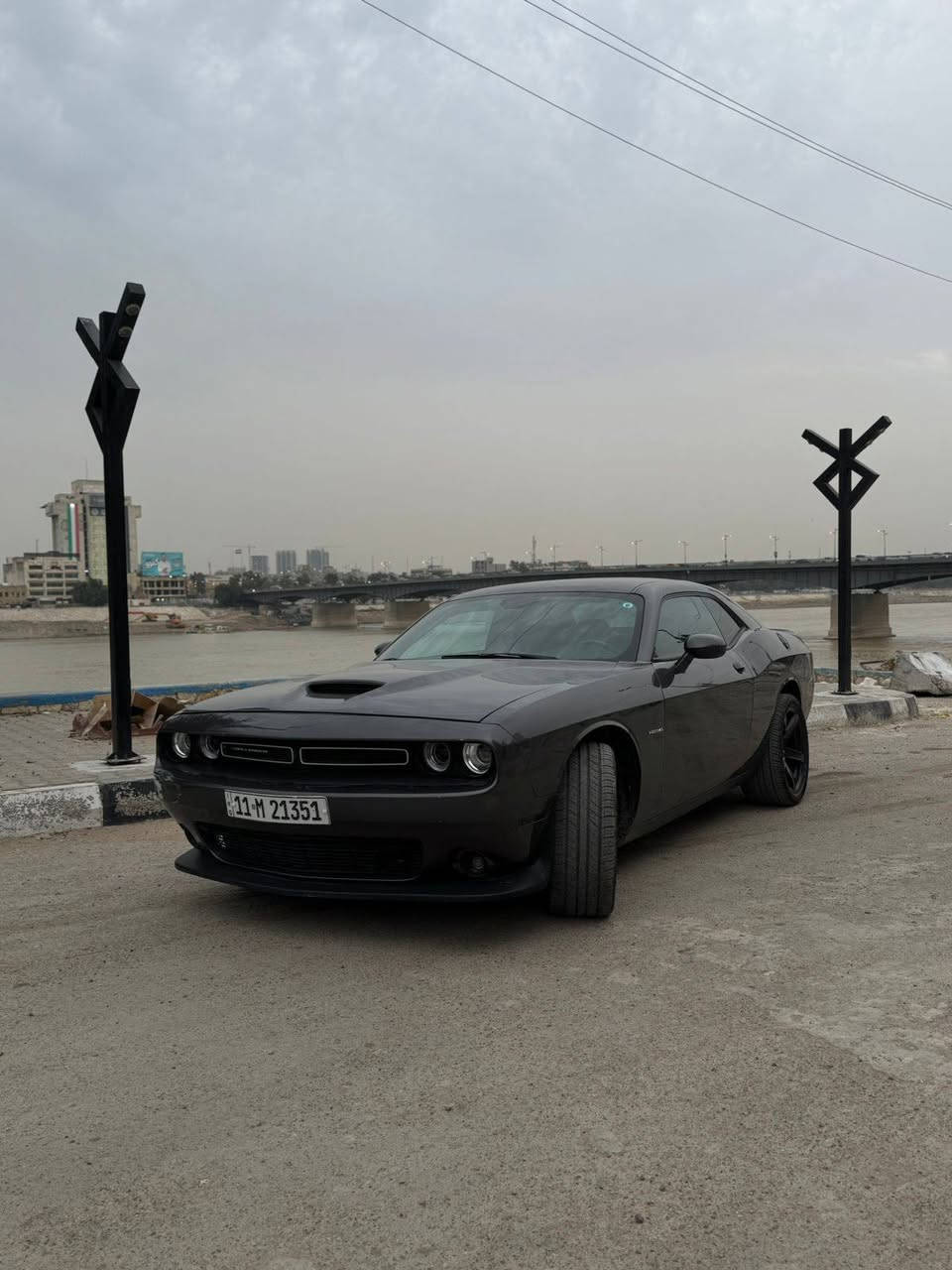 سلام عليكم
للبيع جالنجر ار تي 8 سلندر 
مكينه كير مكفوله عل وضع شركة 
موديل 22 
لون فيلي
سياره جاهزه 
صبغ جاملغين بونيد امامي باب سكن صبغ الباقي مكفول 
سياره جاهزه مناقصه شي 
ويل بيه تو سايز 
 اتصال عل رقم *********** اي ستفسار 
تحياتي لجميع 
السعر 178
