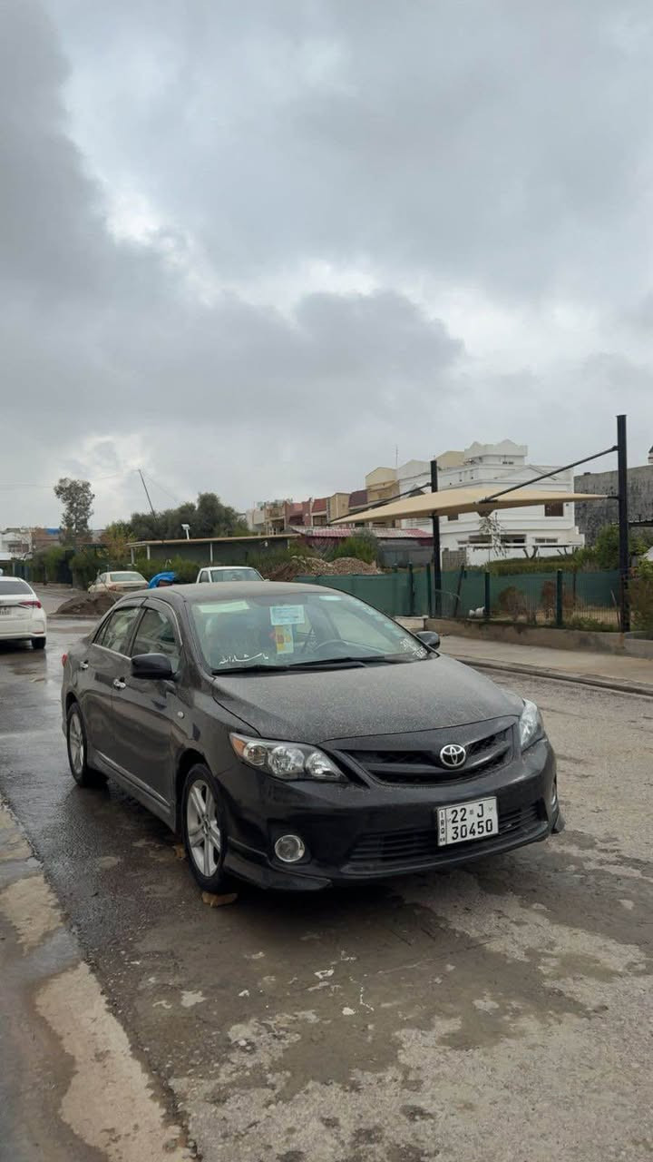 السلام كورلا ٢٠١٣ خليجي السعر ١١٨ ورقة قفل قفل مكان السياره بغداد الوزيره سيارة بيها ٣ قطع صبغ جاملغ وبنيد جهه سايق وجاملغ خلفي بدون حادث السيارة بدون دواخل جاهزه محرك ١٨٠٠ كير مكينه مكفولات حدادية جديدة السياره احلى من صور بلعافية على الياخذها *********** بغداد, العراق
