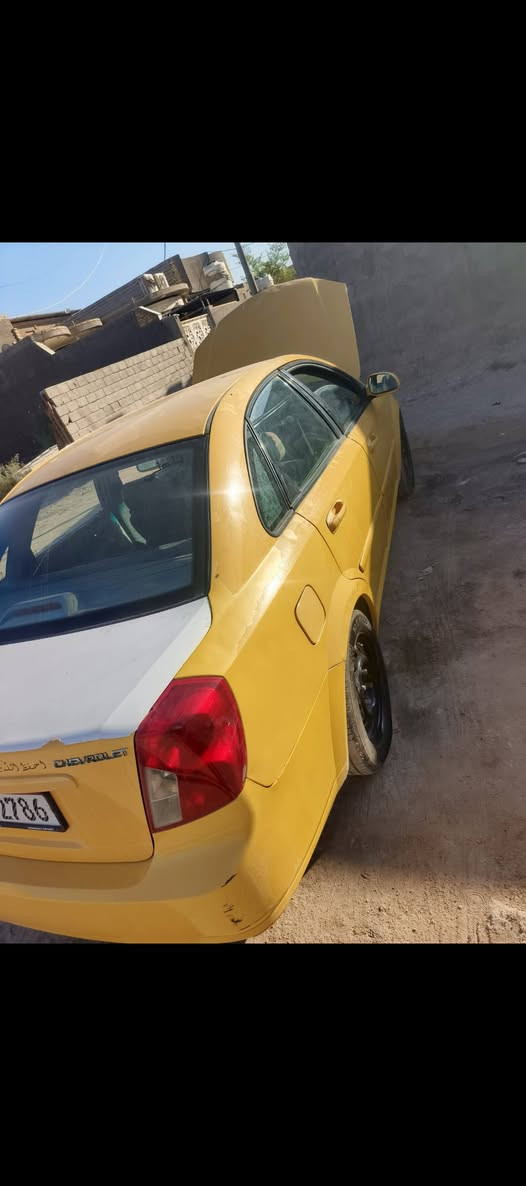 اوبترا 11 شركه عامه
مبدل بيها جاملغ امامي  وبنيد بدون دواخل وشخوط وشويه جراد الباقي مكفول من التبديل والضربه القويه   مكينه كير مكفول سنويه لل2030باسمي مصفره هيئه وغرامات حداديه جديده من الطول للطول كله جديد تايرات جديده منضومه بريك جديده حجر بيئه جديد تبريد ثلج 
سعر 57بيها مجال او مراوس بمارك او كرسته نفخ نضيف 
مكاني البصره القرنه 
***********
