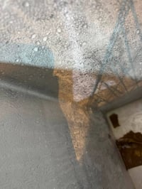 مجمدة وادي نظيفة جداً استخدام بالمحل قليل جداً ونظيفة ماعرف شكد حجمها ...