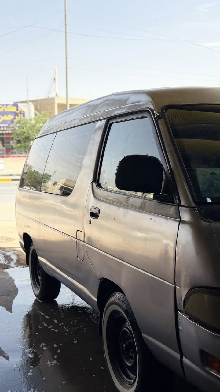 فارة للبيع
جهازة الاخر نفس
محرك ون جي 6 سلندر هسه طالع من التجفيت كير ميكانيكي حاوية تخم اطارات ابو الخطة حدادية دبلات تخم واير دوشمة ترايك للفاو موديل 1992 اللون چگليتي صاحب السنوية موجود بس اني ابيعك اسويج 
مكان السيارة النجف الاشرف
اتحمل كافة التبعات القانونية والعشائرية. 
والله كبه لوز والاتراي بعد احلى
السعر 27 ورقة بس 
للتواصل واتساب
*********** 
***********
