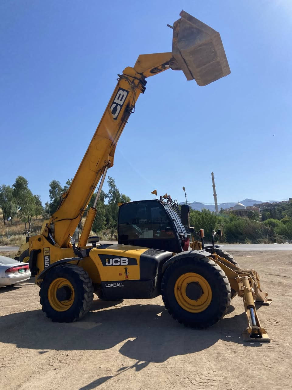 JCB
موديل2000 
14متري
*********** ☎️📞
