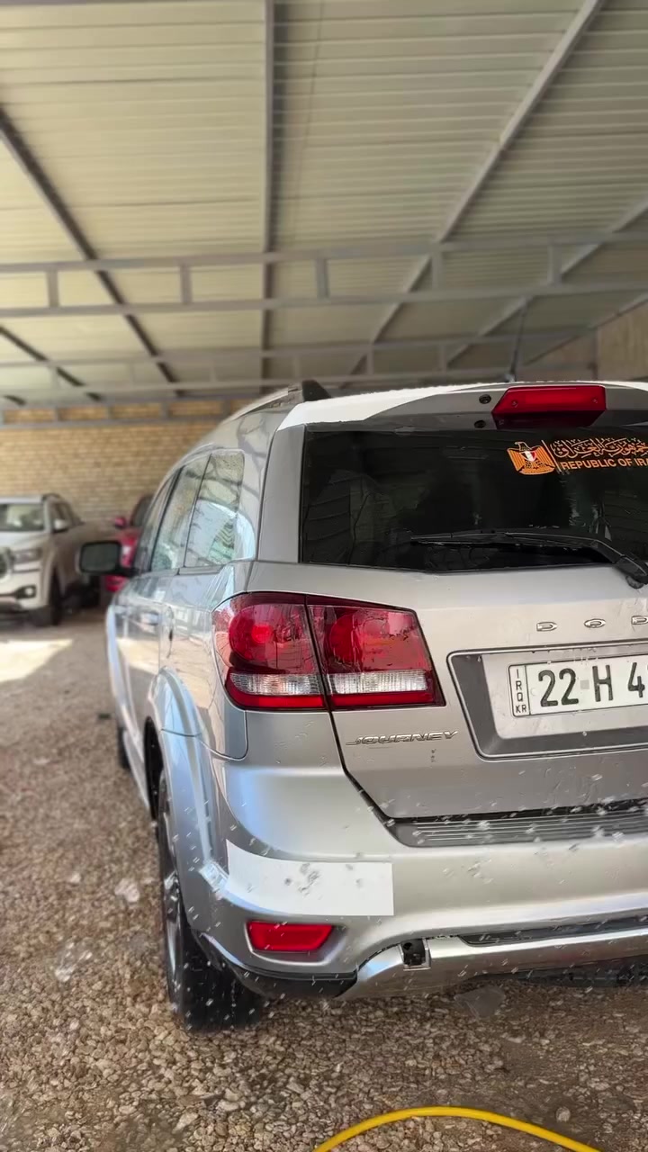 دوج جورني
رقم شمالي تحويل او وكاله  2016 
مكينه  أربعه سلندر 
7 راكب 
حداديه امامي خلفي نضيفه 
تبريد ثلج 
كشنات تدفئه
مثبت سرعه 
بصمه 
جاهزه من كهربائيات وكلشي 
فتحه بانوراما 
السعر 140  وبي مجال 

الاستفسار 
*********** 
اتصال
