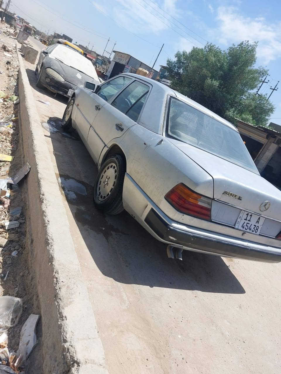 السلام عليكم مارسدس دب كير مكينه بطه 2 ونص رقم بغداد انكليزي بسمي تحويل ثاني يوم دبلات دكت جاكوك مابيهن بلاديات  كهربائيات شغاله صدر جديد باتري جديد  السعر 35 وبيها مجال مكاني بغداد ***********
