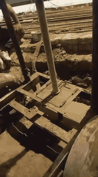 (بفظل الله وتوفيقه)
" تم إنجاز أعمال حفر البئر بنجاح وفقاً للمواصفات الفنية المعتمدة (العمق: [13] متر، القطر: [10] انج )، وتم تركيب مضخة بنجاح ولله الحمد
اخوكم علي الماجدي لحفر الآبار استفسار 
هاتف/واتس
***********
***********
