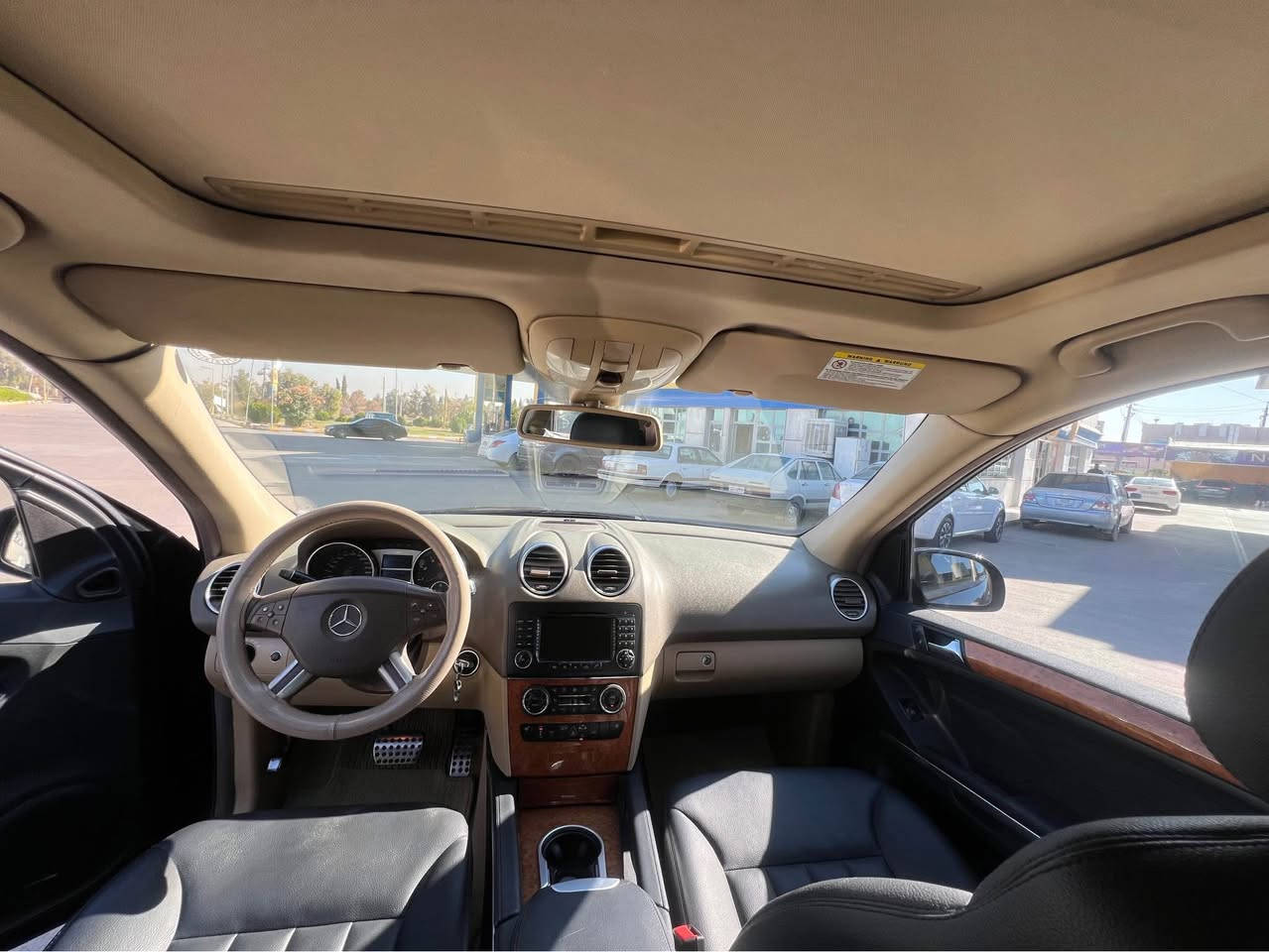 Mercedes-AMG
Ml 63
كلين 
بي سبوغ بي تةعديل
موديل
2006
V8 
Ml 63
گير و مةكينة و كارةباياتي بةشةرتة
يةك دينار مةسروفي تيدا نيية
سعري128$وةرةقة و مةجال
***********
Whatsapp
شوين هةولير أربيل, العراق
