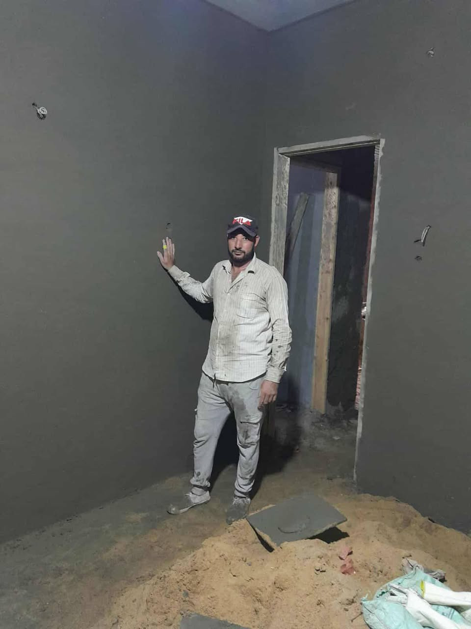 ماجد المصري خلفه لبخ اسمنت ***********
