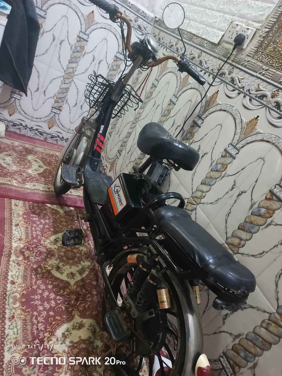 دراجه شحن للبيع شغاله وكامله وعلفحص سعره 200 العنوان الحله الثوره قرب جامع الحيدري ***********
