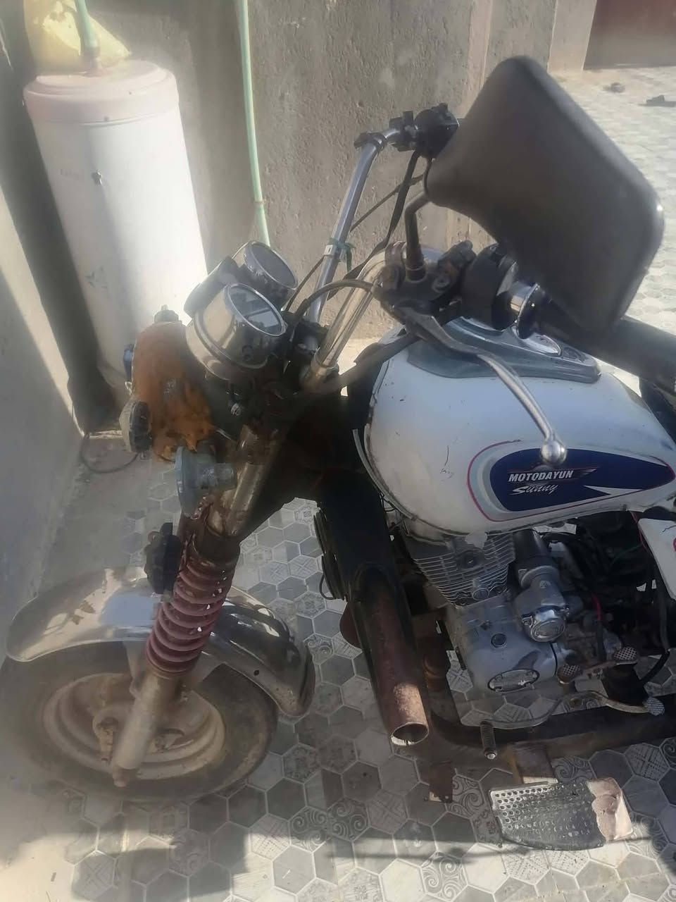 السلام عليكم 
ستوته للبيع اوراق موديل 2019
نوع سوبر دايون فحل  
ستوته نضيفه ما طالعه 
المكان الدوايه 
للاستفسار الاتصال ع لرقم 

***********
