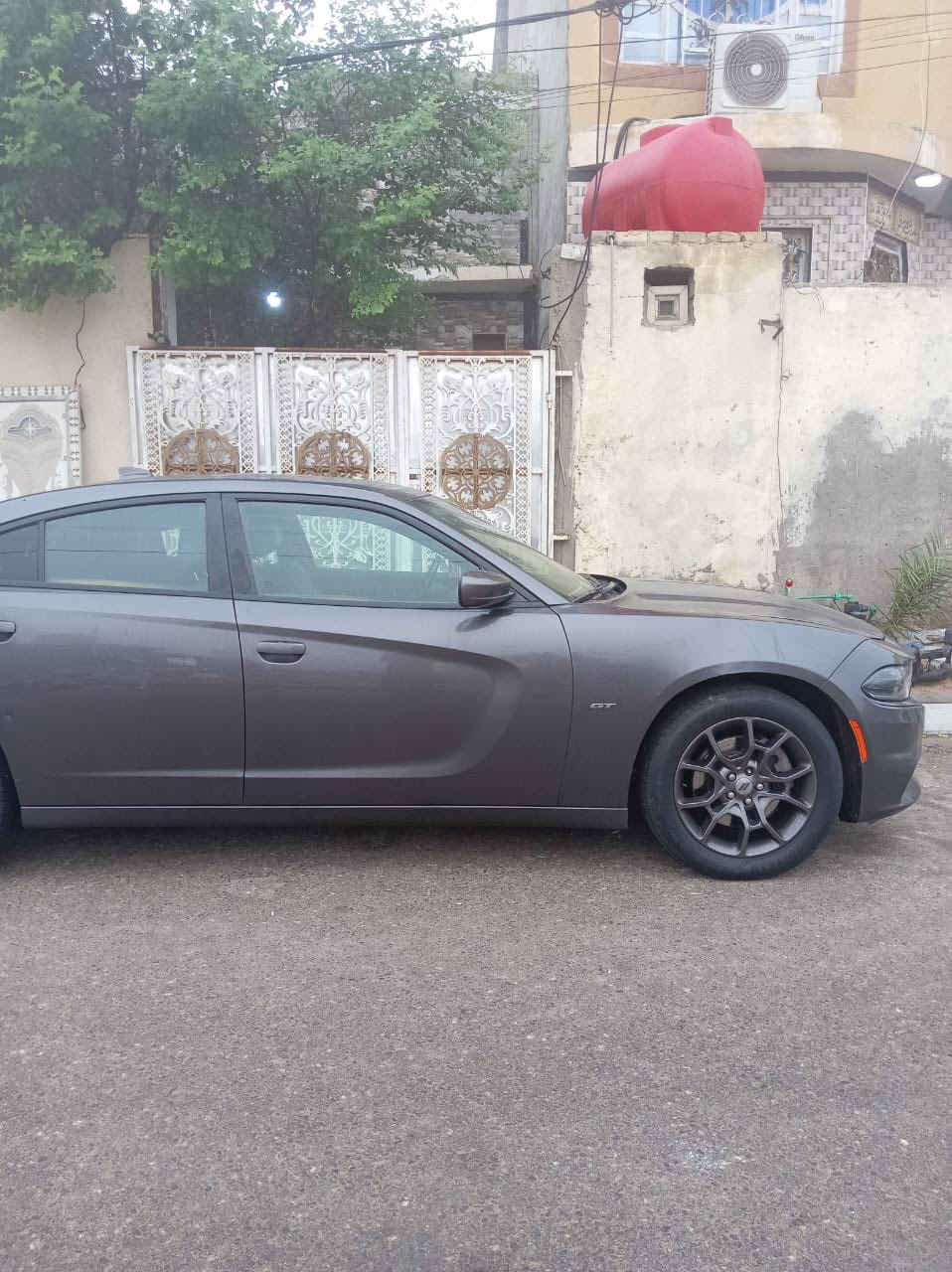 جارجر مديل 18 فول مواصفات ما عدا التنته السعر $١٢٠ وبيها مجال ***********
