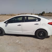 سيارة سيراتو 2014 خليجي بأسمي فقط بيها باب السائق مبدله سيارة حلوه علئ...