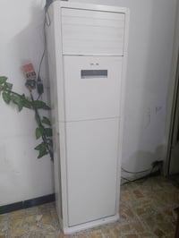 سبلت كنتوري 3 طن للبيع للتواصل 07713052402