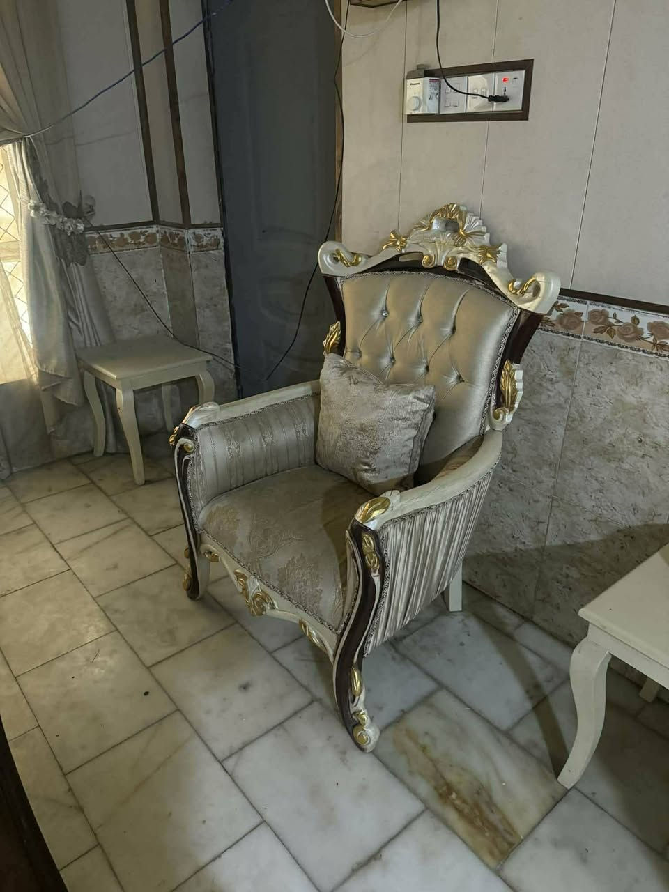 تخم ملكي مستخدم 5 اشهر ونضيف للبيع نضافه فول شوفت عينك سعر خاص العنوان الديوانيه


**إذا كنت صاحب هذا الإعلان وتريد حذفه لأي سبب، رجاءا أرسل رسالة إلى الدعم الفني**