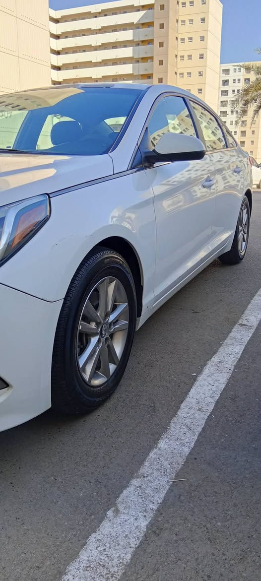 للبيع سوناتا 16 وارد امريكي بدون ايرباك السياره ليبل واحد مابيها اي صبغ ولا فتح صور الحادث موجوده بل منشور ماشيه 83 ونص السعر 110
***********
