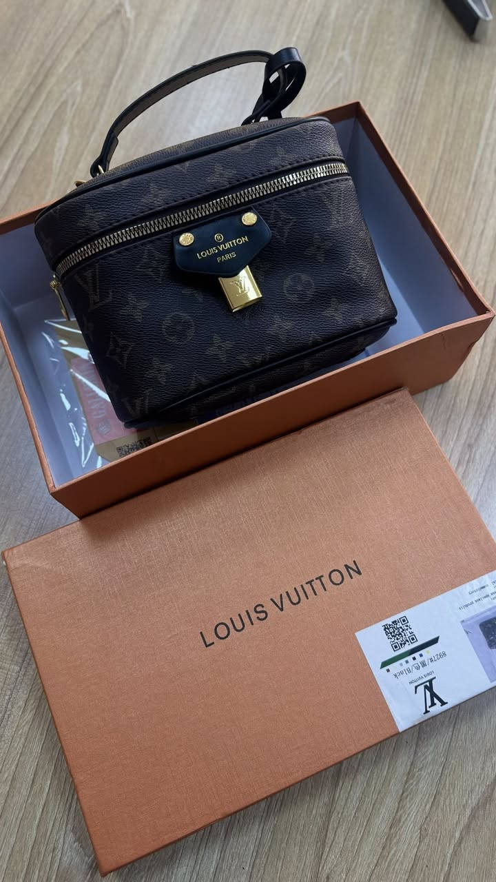 جنطه لبيع ماركه لويس اخذتها  35 نهايته 30 بيها ختومات


**إذا كنت صاحب هذا الإعلان وتريد حذفه لأي سبب، رجاءا أرسل رسالة إلى الدعم الفني**