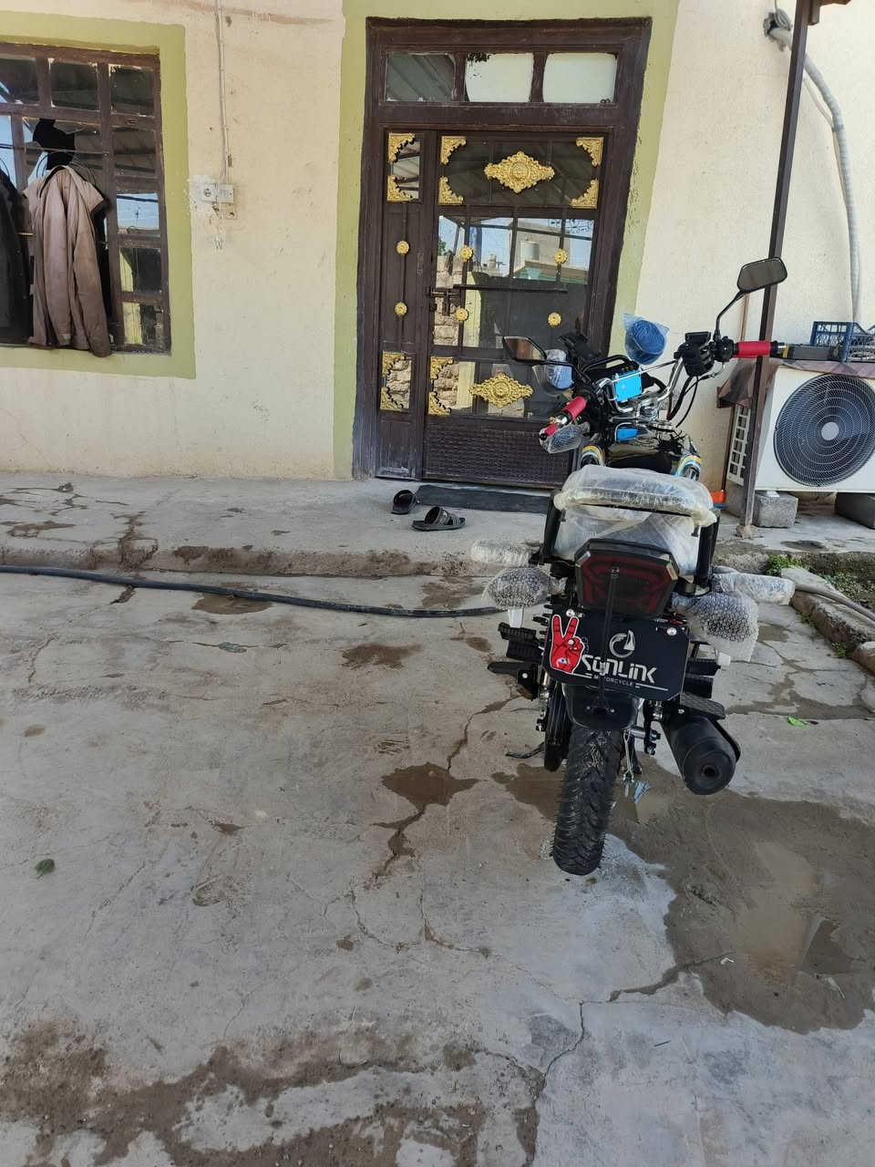 عندي هذا الماطور موديل 25 سيفان حجم المحرك 200 ضاغطه وزنجيل العنوان بيجي صلاح الدين
الماطور جديد زيرو مستعمل شيء قليل اريد ابيعه لان محتاج فلوس التواصل معي على هذا الرقم***********
