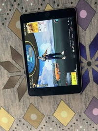 ايباد ميني4 • ١٢٨ • نضيف حيل