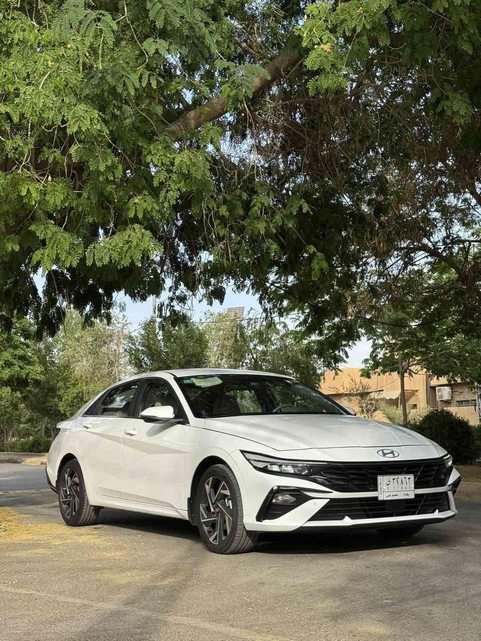 🚗 هونداي ألنترا 2024 للبيع 🔥
السعر 175 وبيها مجال �📍 رقم بغداد
🔹 وارد كوري 🇰🇷 (باب أول)�🔹 الموديل: 2024�🔹عداد المشي : 68,000 كم�🔹 كفالة عامة�🔹من : تبديل + صبغ +بارد  ✔️
✨ المواصفات:�✔️ فتحة سقف (سلايد روف)�✔️ بصمة + دخول ذكي + تشغيل عن بعد�✔️ حساسات أمامي وخلفي�✔️ لايتات زينون + ليد أمامي وخلفي�✔️ فتح صندوق ذكي عند الاقتراب�✔️ مثبت سرعة + تحكم ستيرن �✔️ كاميرا خلفية�✔️ شاشة Apple CarPlay�✔️ 3 أنظمة قيادة (Normal / Eco / Sport)�✔️ منافذ شحن Type-C�✔️ تبريد قطعتين �✔️ محرك 2000�✔️ إشارات بالمرايات + مرايات قابلة للطي
‎💯 سيارة نظيفة جداً باب أول، استخدام خفيف وجاهزة
‎📞 للاستفسار:***********�👤 سيف الحسوني
