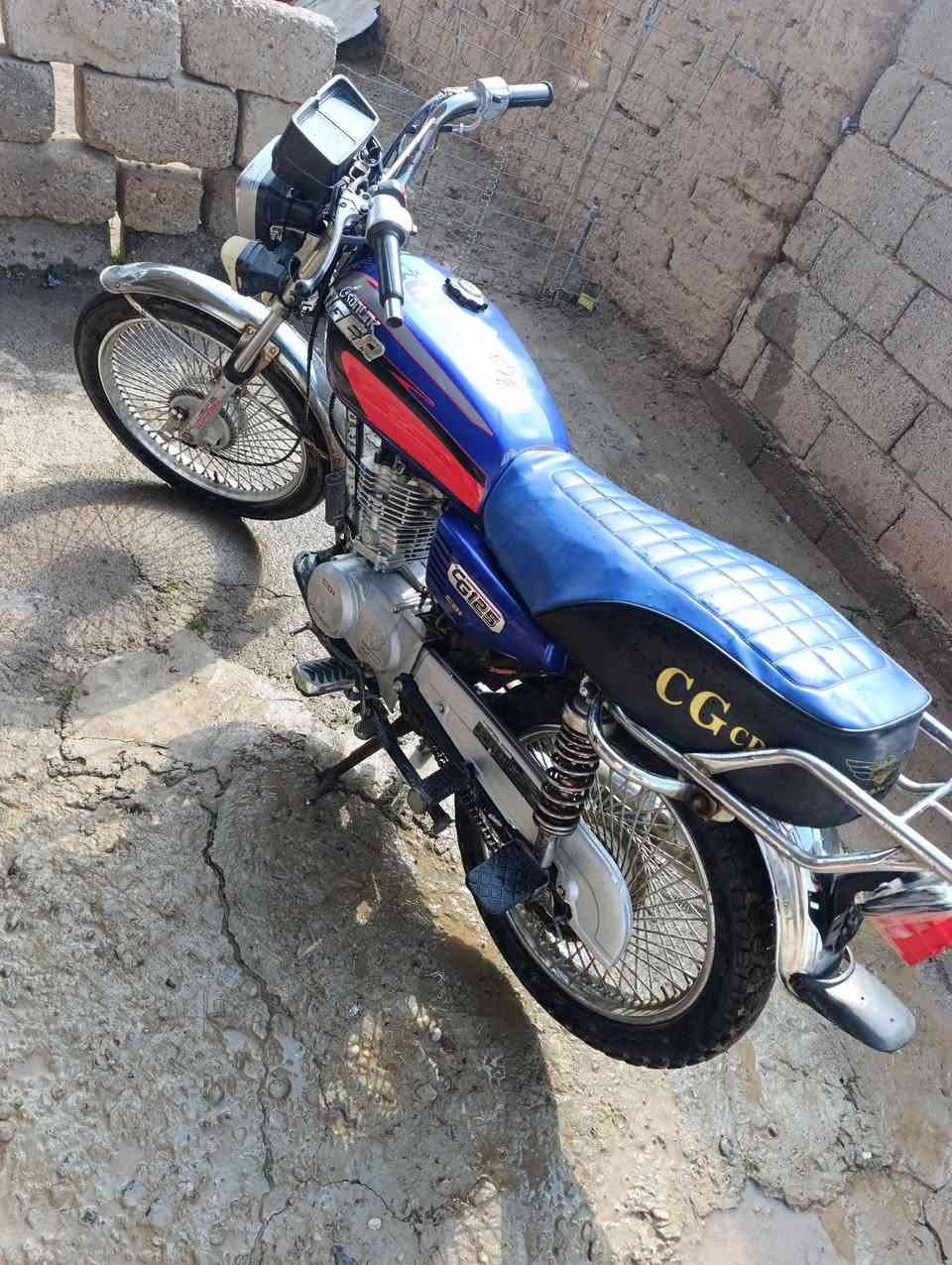 تايكر2020مامفتوح شرط لا صرف ولا تبخير دهن مبدل جديد تراي وين ماتريد 
550


**إذا كنت صاحب هذا الإعلان وتريد حذفه لأي سبب، رجاءا أرسل رسالة إلى الدعم الفني**