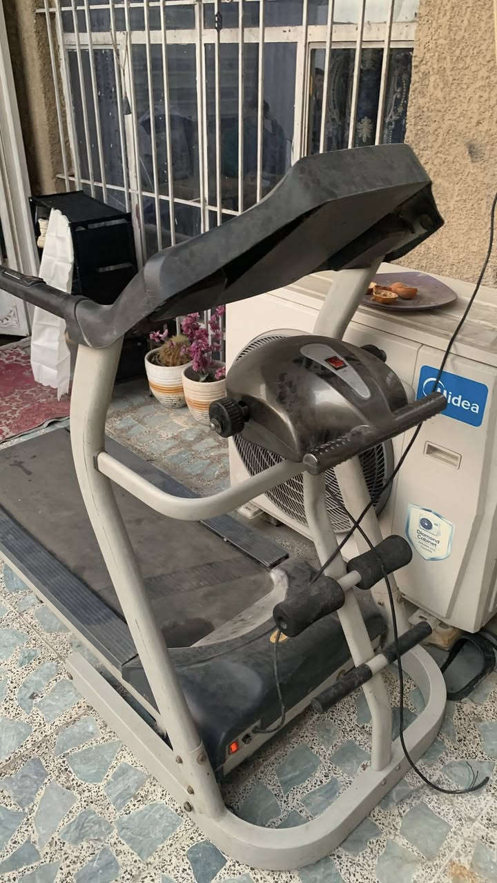 اجهزة رياضة جري  سعرهن 250 الف وبيها مجال حك الجيه المكان بغداد الامين ثانية الغراض كلها شغالات


**إذا كنت صاحب هذا الإعلان وتريد حذفه لأي سبب، رجاءا أرسل رسالة إلى الدعم الفني**