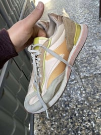 حذاء بالة أوربي • مقاس ٤٠ • نظيف