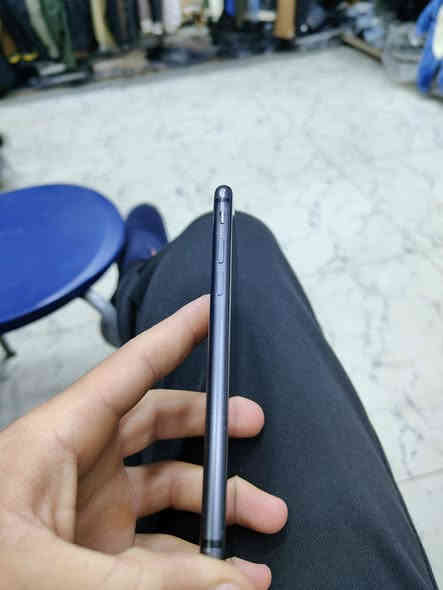 ايفون 8عادي
نور مان شرط مامفتوح 

الجهاز نضيف حيل 

بطاريه 79شرط مامبدل 

اذكره 64

العنوان موصل جانب الأيمن دواسه 

السعر 80وبي مجال بيع او مراوس.نزل شعندك 

خاص مفتوح ***********
