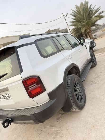 السلام عليكم.   برادو موديل 25 ام الضمان  رقم اربيل باسمي. بعدها زيرو. مواصفات جلد كرسي كهرباء جنطه كهربائيه فتحه بصمه بيها كم حبه حالوب صغيره جدا ماتنشاف بالعين الا في السونار    مكان السياره ديالي بعقوبه   السعر. 480 ورقه بيها مجال قليل(***********)
