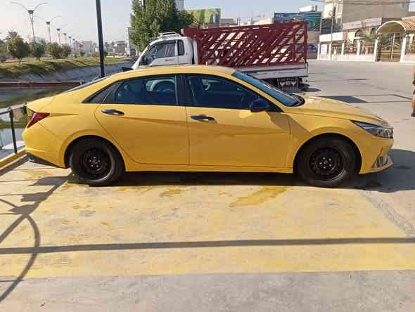 السلام عليكم النترا 2021 سياره حادثها دعاميه واكعه فقط لا ايرباك كله سليم سياره منضومه سياره بيها طخه صغيره بل جاملغ الخلفي ***********السعر155وبيهاةمجال
