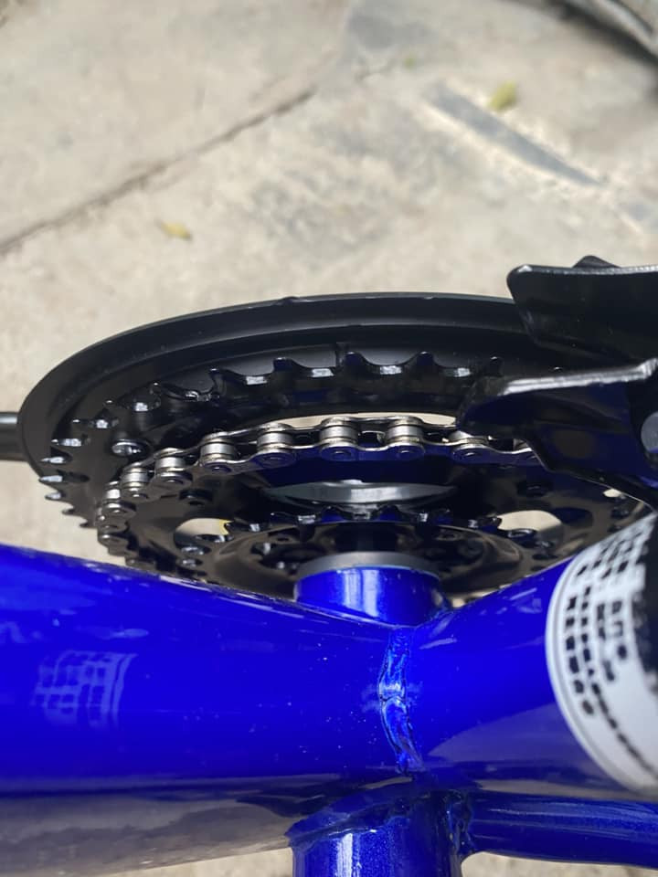 بايسكل جبلي  كلش جديد  
 مستخدم على كد فره وحده 

موصفاته 
 بريك دسك 
 ٧ نمر خلفية 
و ٣ امامية 
وايرات الكير و البريك دفن 
حجم 26
 للبيع ب 150 الف 
مكاني بغداد الشعب
للتوصل  على الماسنجر انطيك رقمي على الخاص


**إذا كنت صاحب هذا الإعلان وتريد حذفه لأي سبب، رجاءا أرسل رسالة إلى الدعم الفني**